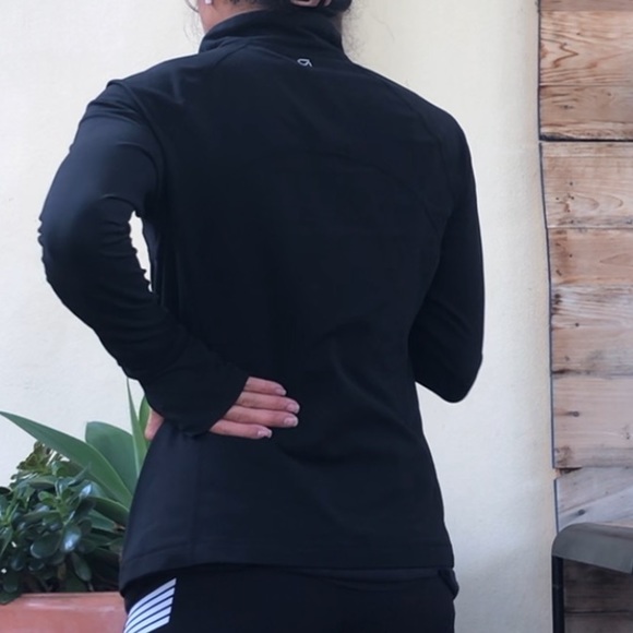 Outerwear active jacket size Adult Small - Picture 4 of 5